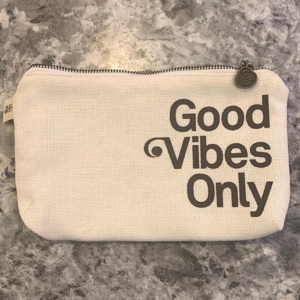 New Zipper Travel Pouch